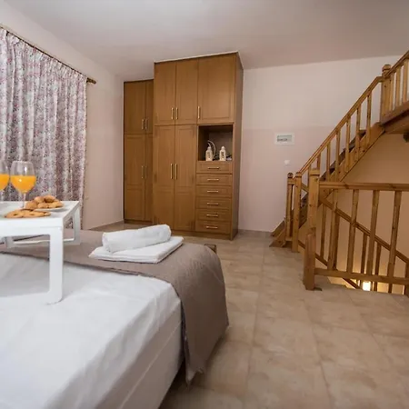 Casa Betini Traditional Maisonette * Elounda
