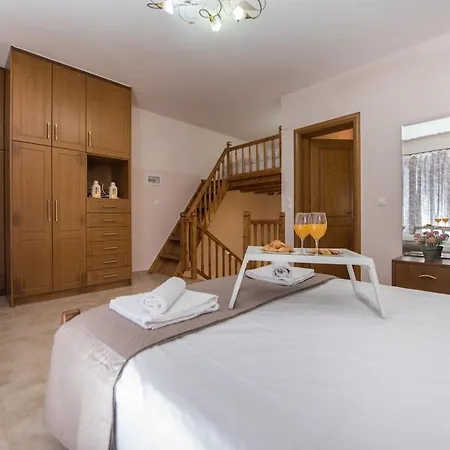 Appartement Casa Betini Traditional Maisonette *
